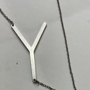 3/$25‎ Silver “Y” necklace.